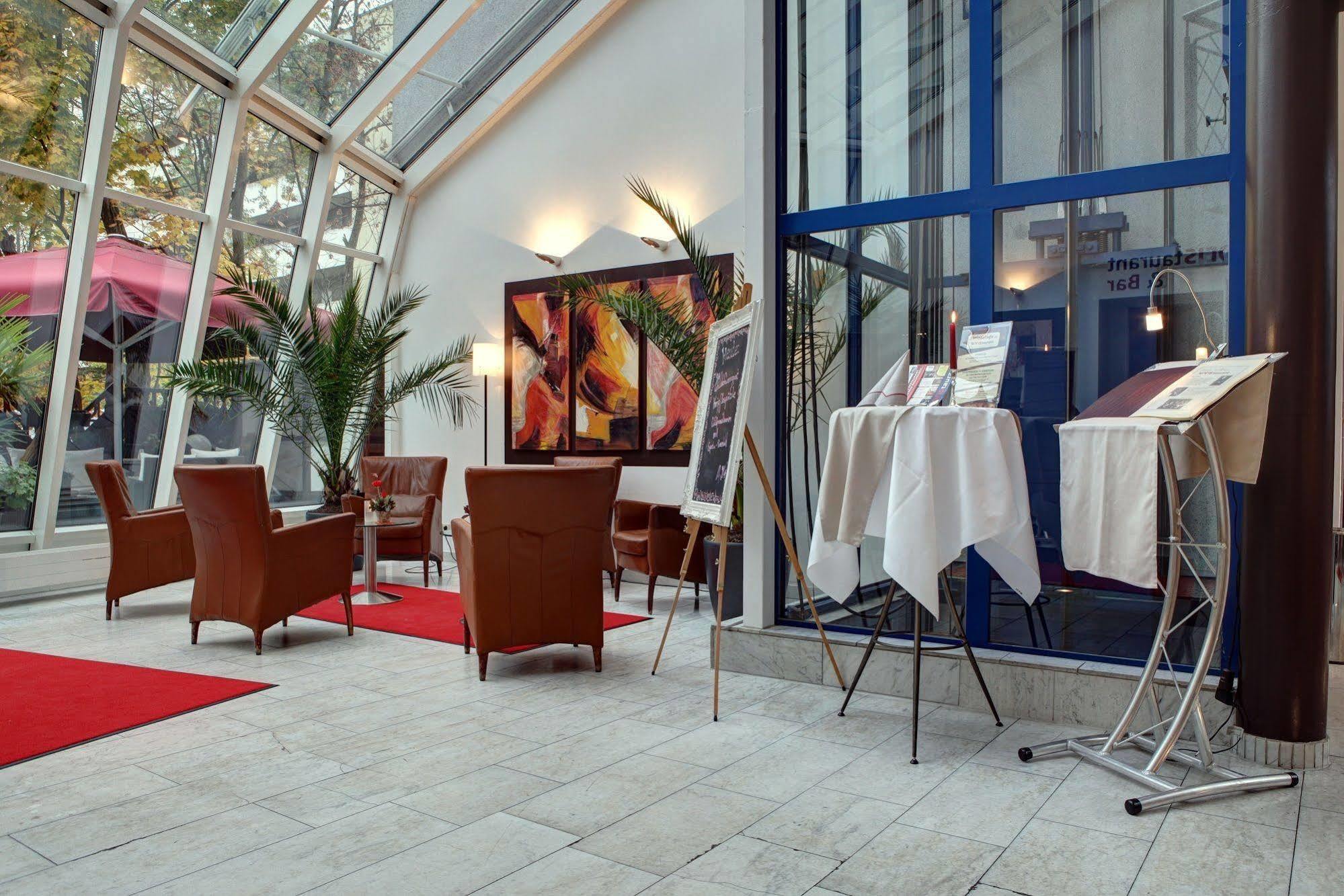 Centro Hotel Nurnberg Exteriör bild